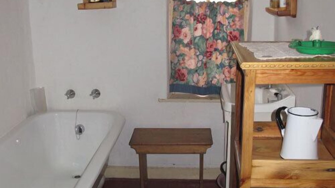 Photo of Bathroom in Calitzdorp