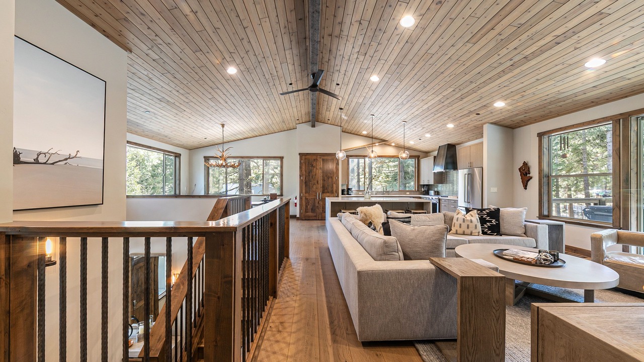 Photo of Livingroom in Comstock Acres