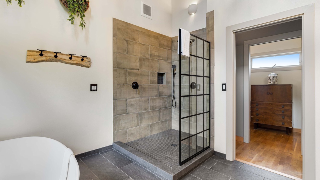 Photo of Bathroom in Sea Ranch