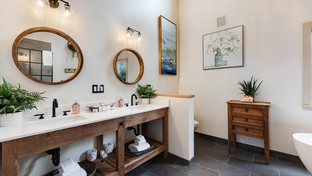 Photo of Bathroom in Sea Ranch