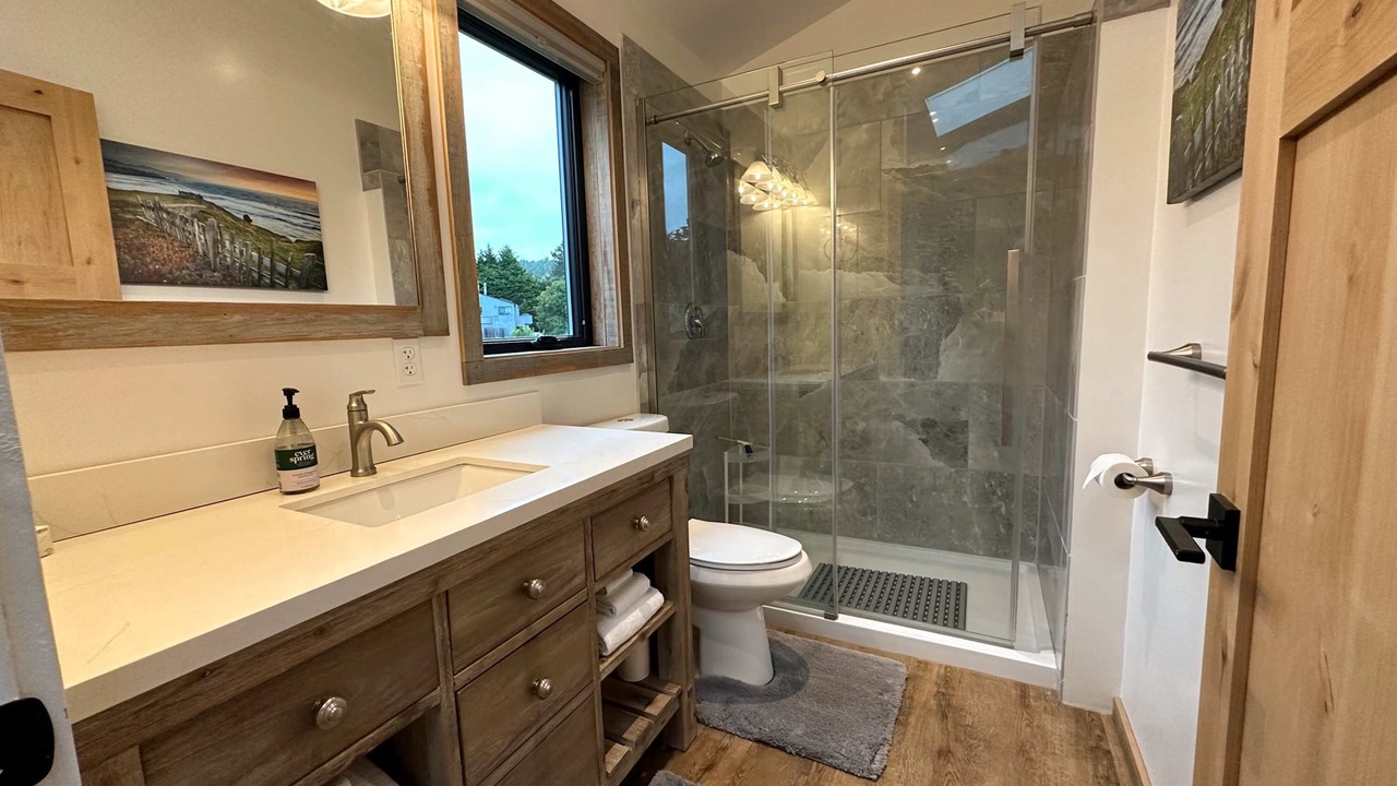 Photo of Bathroom in Sea Ranch