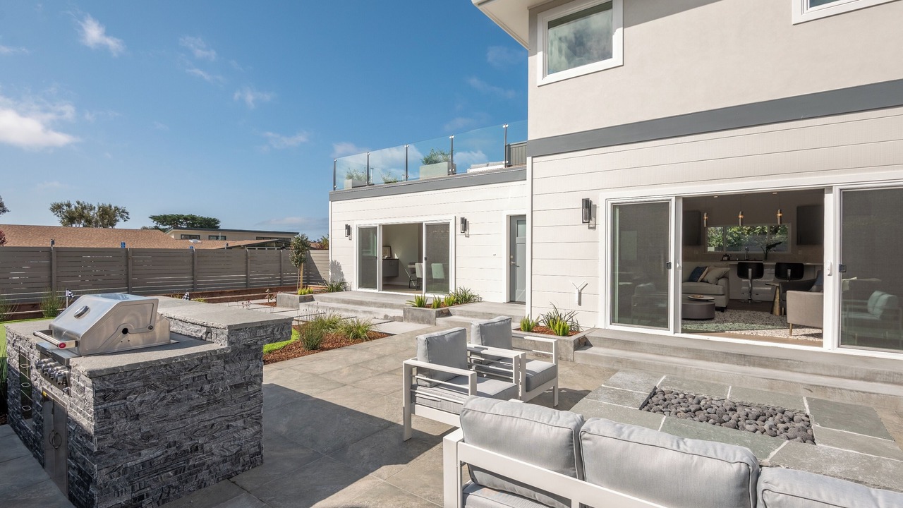Photo of Patio Balcony in Carmel Point