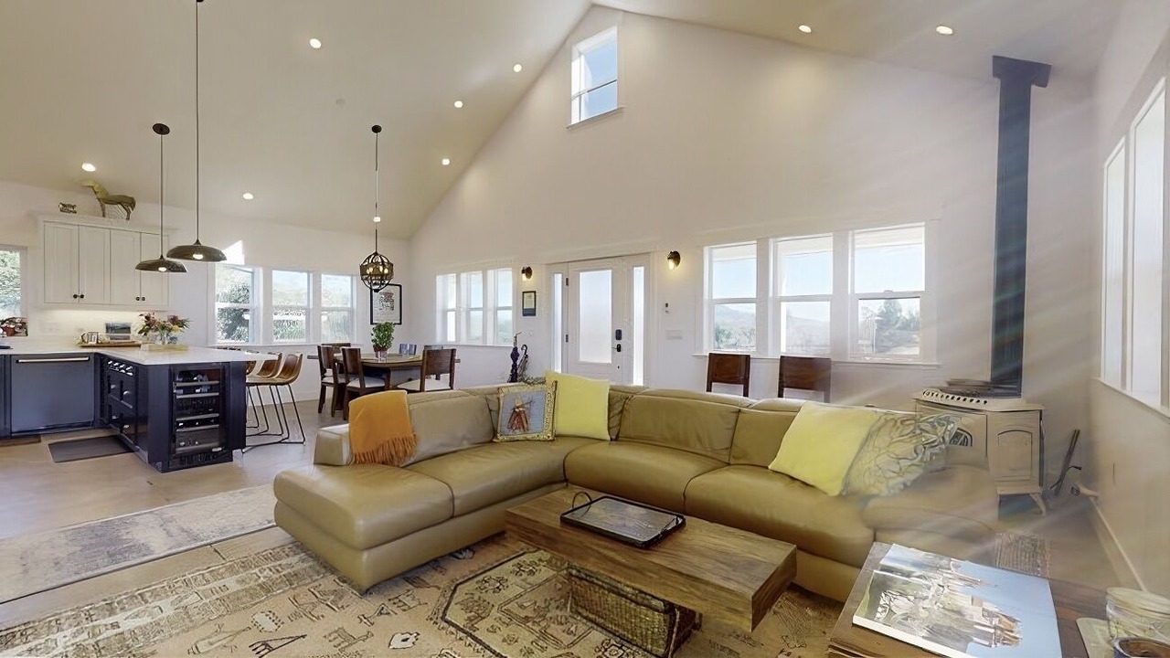 Photo of Livingroom in Santa Rosa