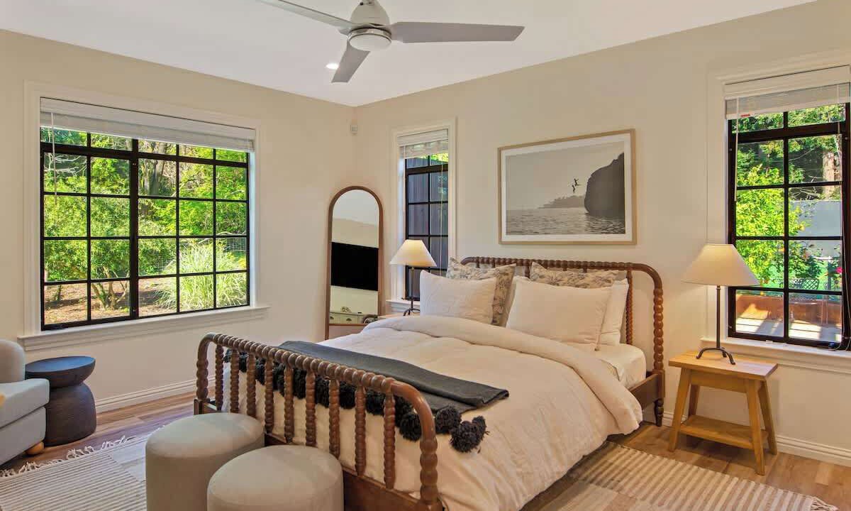 Photo of Bedroom in Eldridge