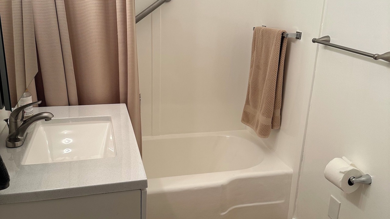 Photo of Bathroom in Oakmore