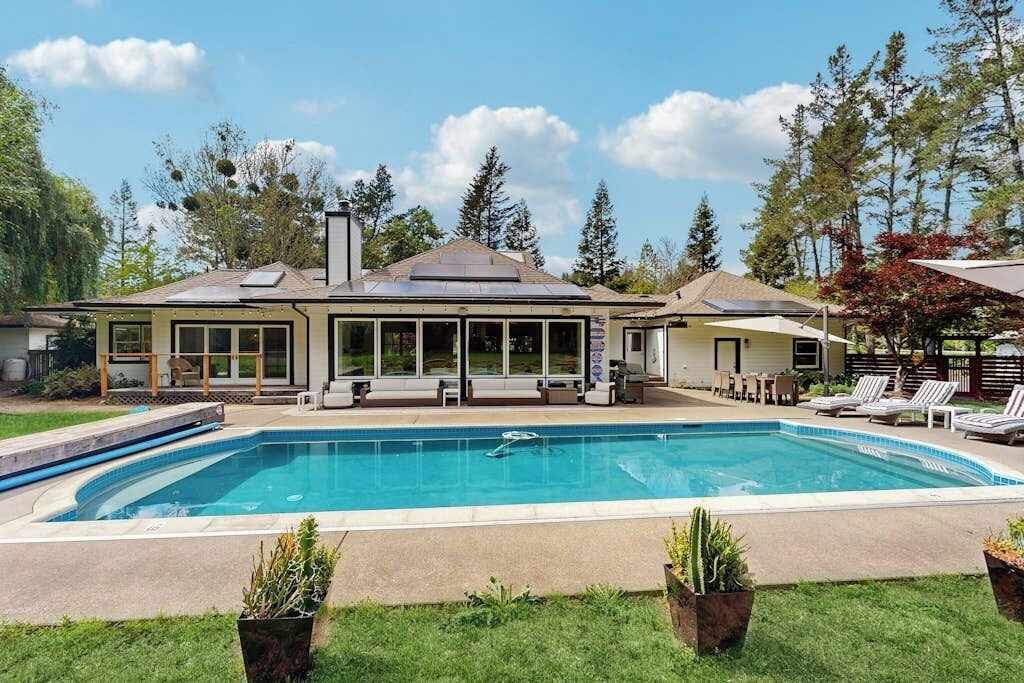 Photo of Outdoor in Freestone