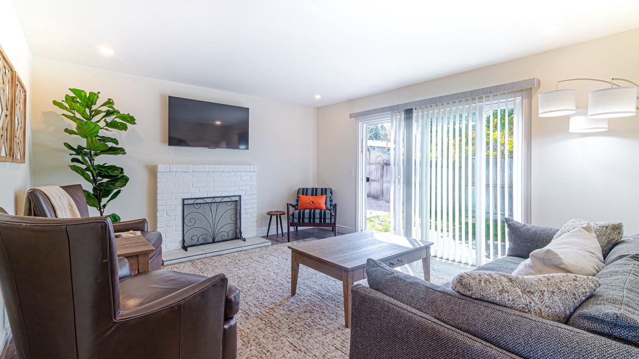 Photo of Livingroom in Sebastopol
