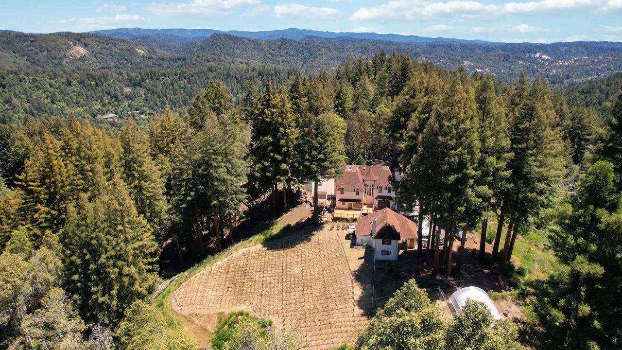 Photo of Outdoor in Brookdale