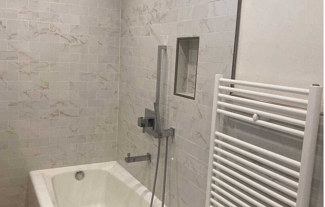 Photo of Bathroom in Park Pacifica