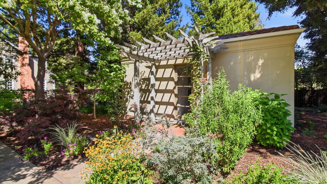 Photo of Outdoor in West Atherton