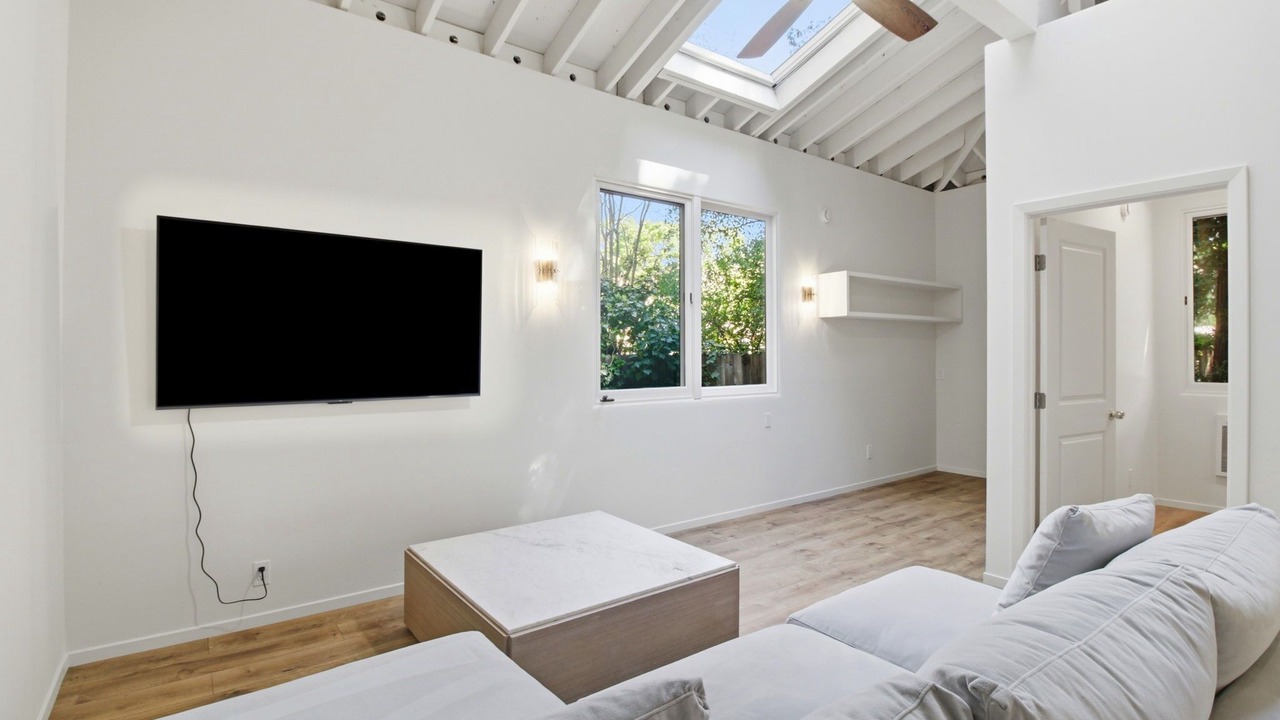 Photo of Bedroom in West Atherton