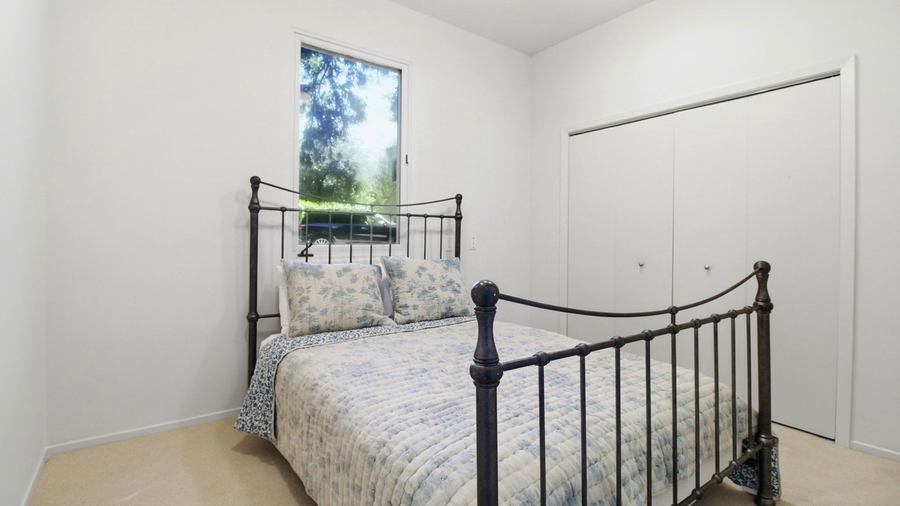 Photo of Bedroom in West Atherton