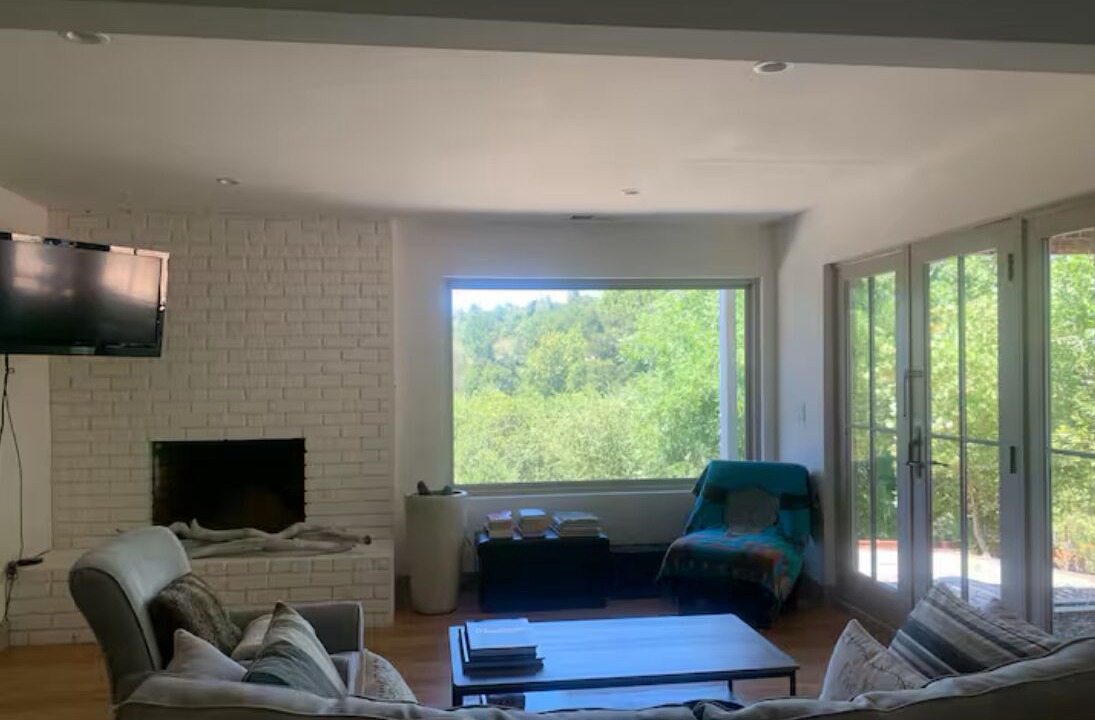 Photo of Livingroom in Woodside