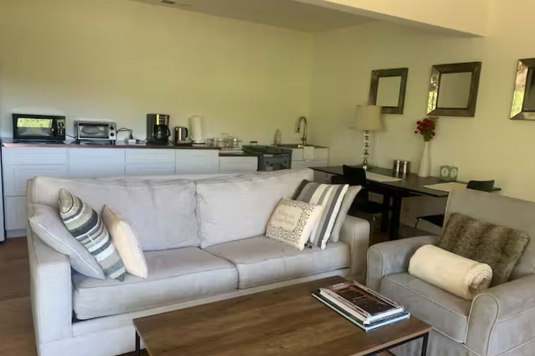 Photo of Livingroom in Woodside
