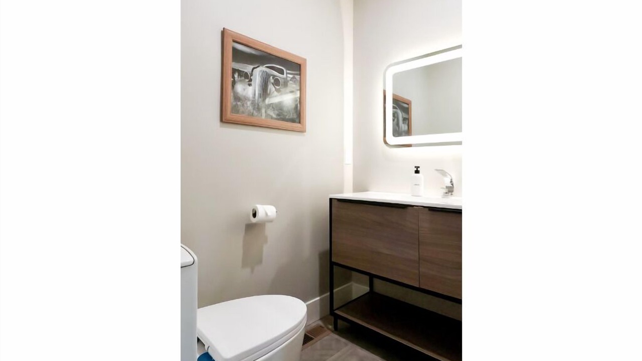 Photo of Bathroom in East Palo Alto