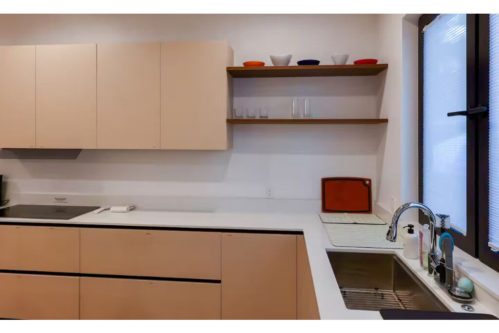 Photo of Kitchen in East Palo Alto