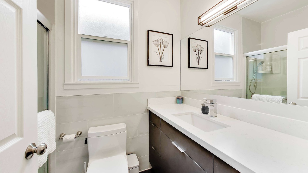 Photo of Bathroom in Downtown San Francisco