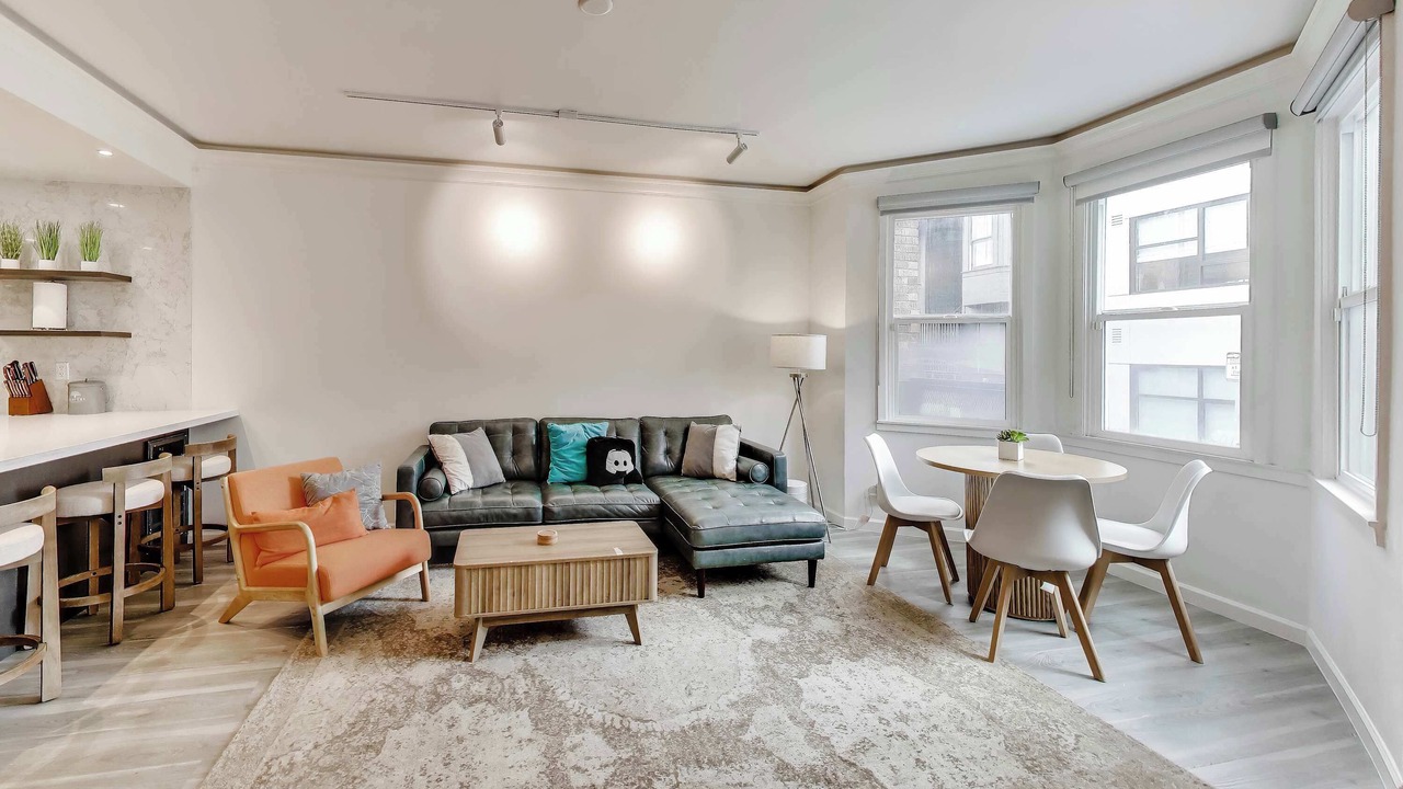 Photo of Bedroom in Downtown San Francisco