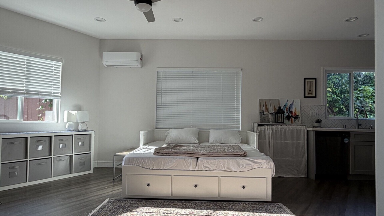Photo of Bedroom in Newark