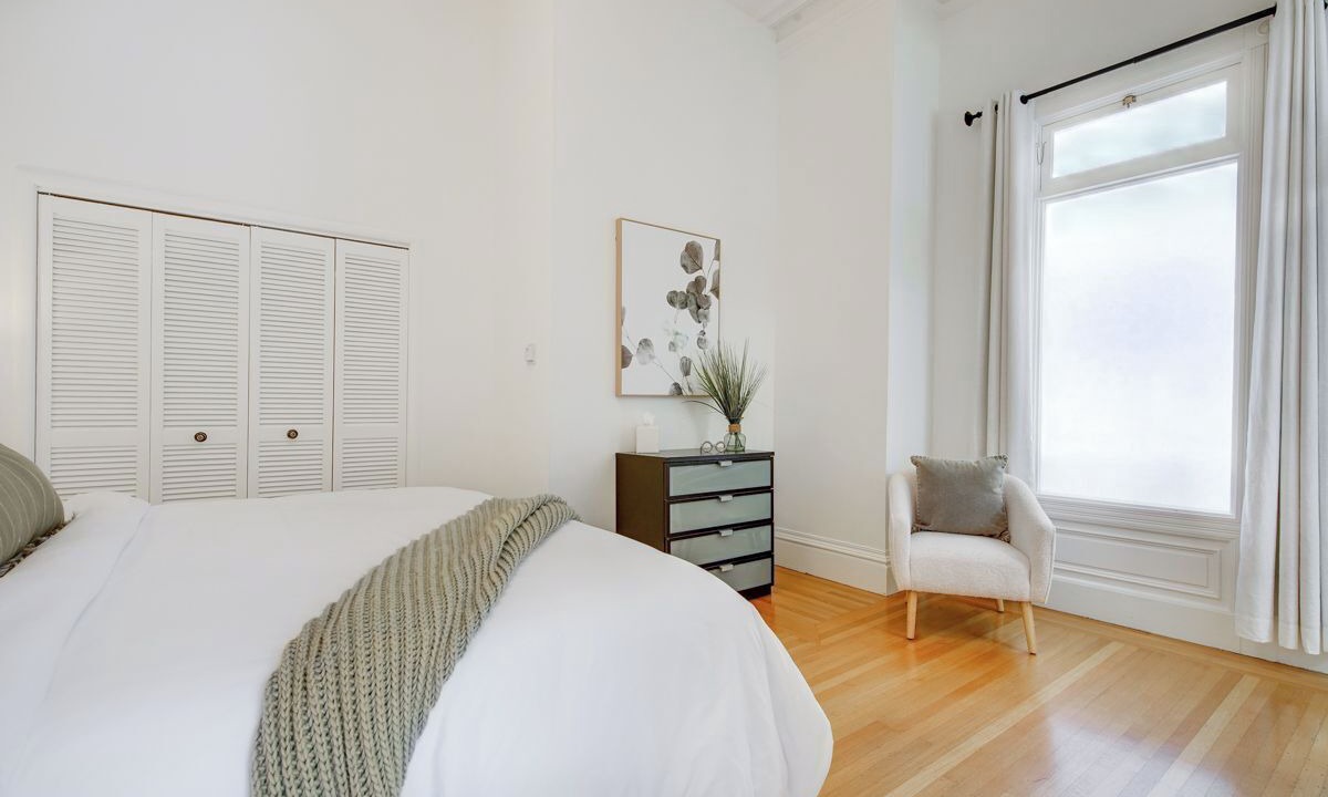 Photo of Bedroom in Pacific Heights