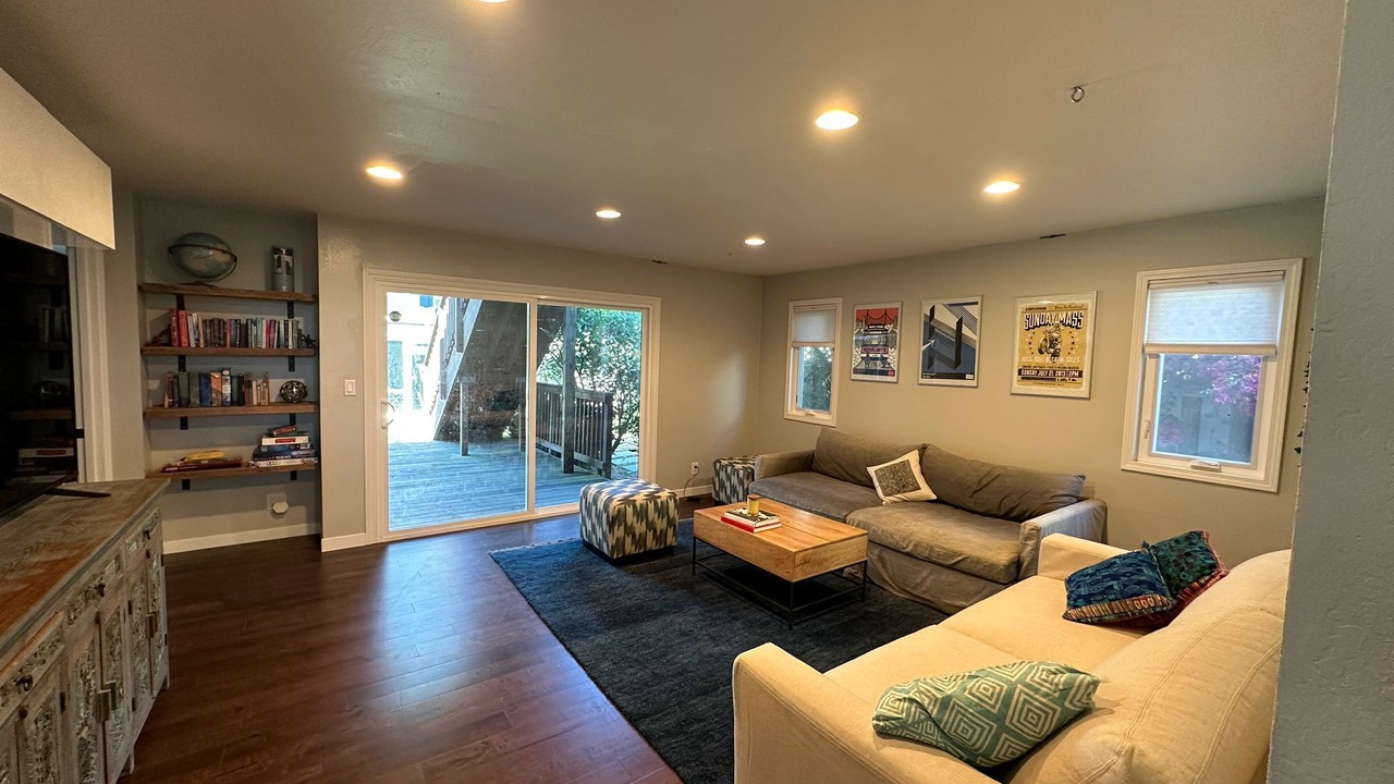 Photo of Livingroom in El Granada