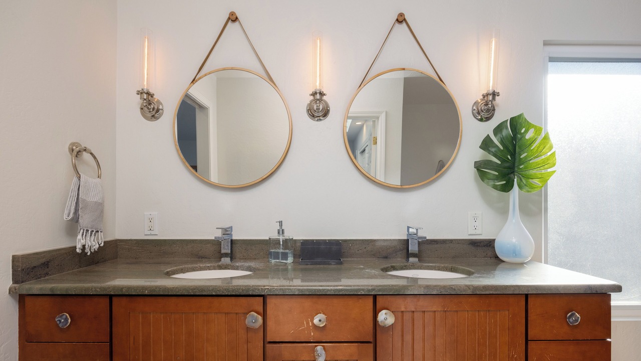 Photo of Bathroom in El Granada