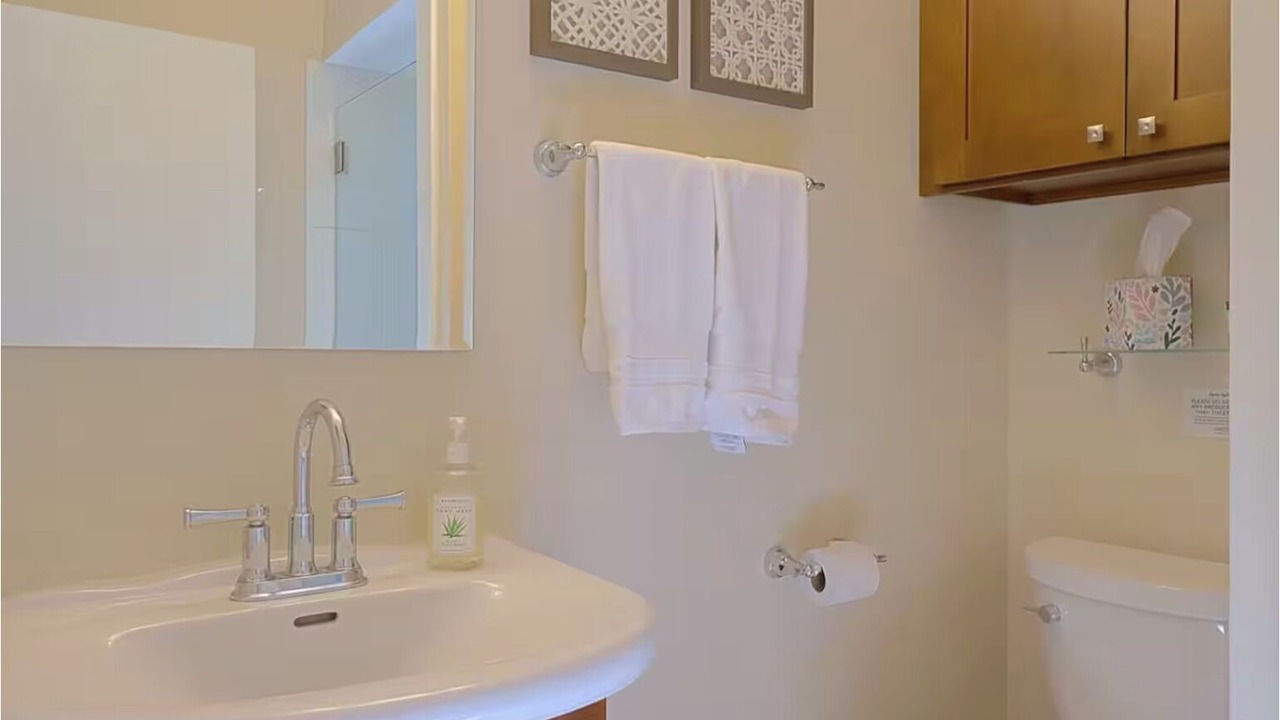 Photo of Bathroom in Bennett Valley
