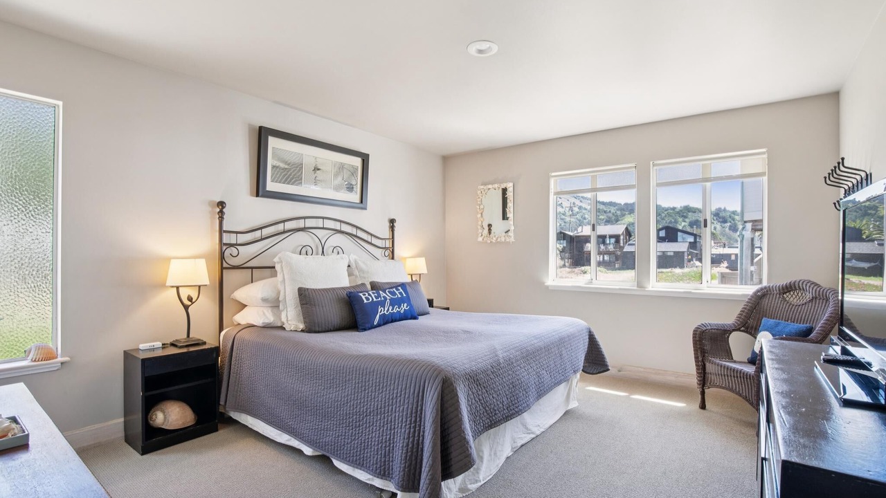 Photo of Bedroom in Stinson Beach