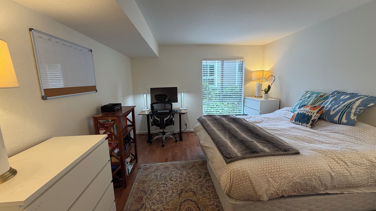 Photo of Bedroom in Sharon Heights