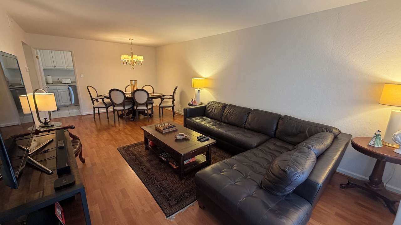 Photo of Livingroom in Sharon Heights