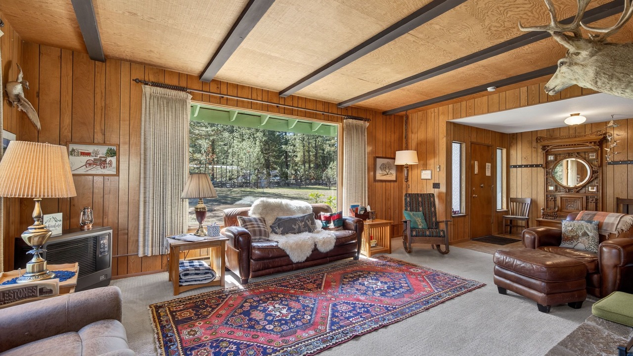 Photo of Livingroom in Graeagle