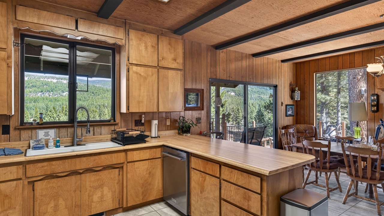 Photo of Kitchen in Graeagle