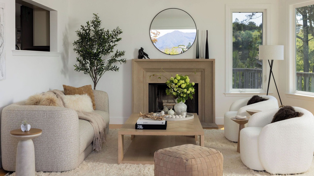 Photo of Livingroom in Tiburon