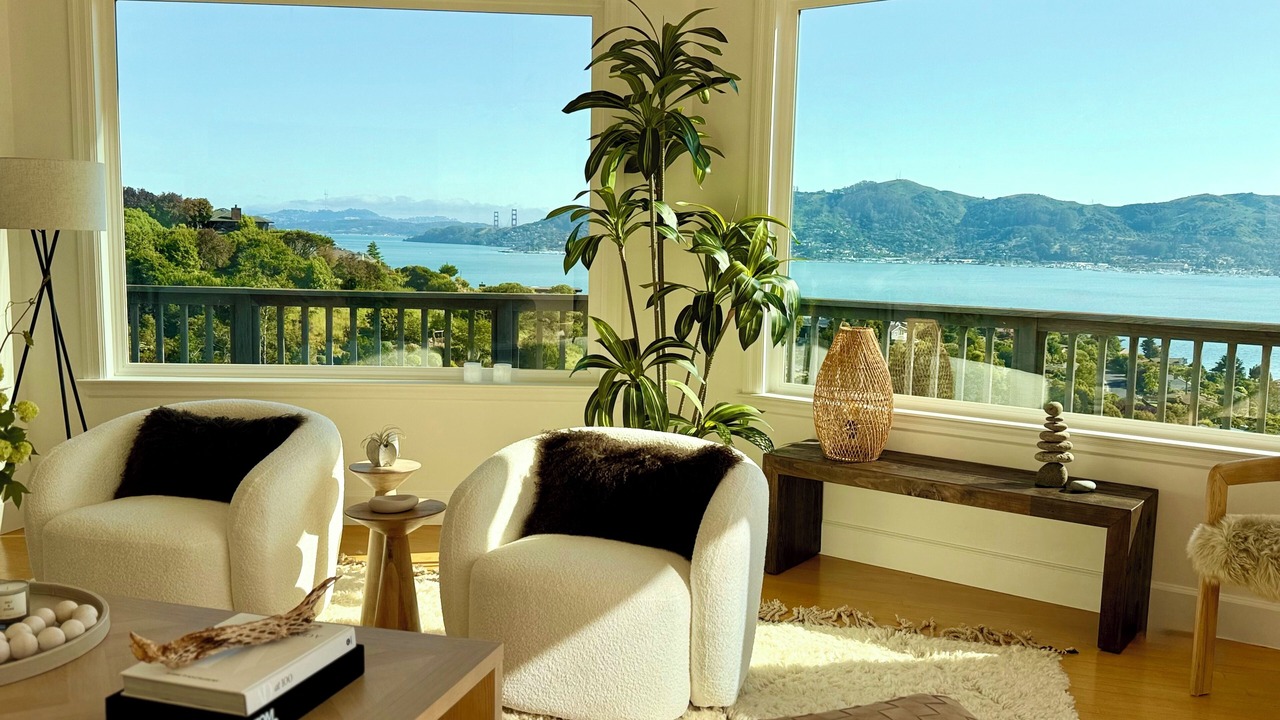 Photo of Livingroom in Tiburon