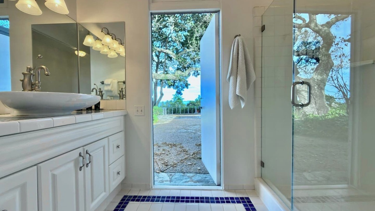 Photo of Bathroom in San Rafael