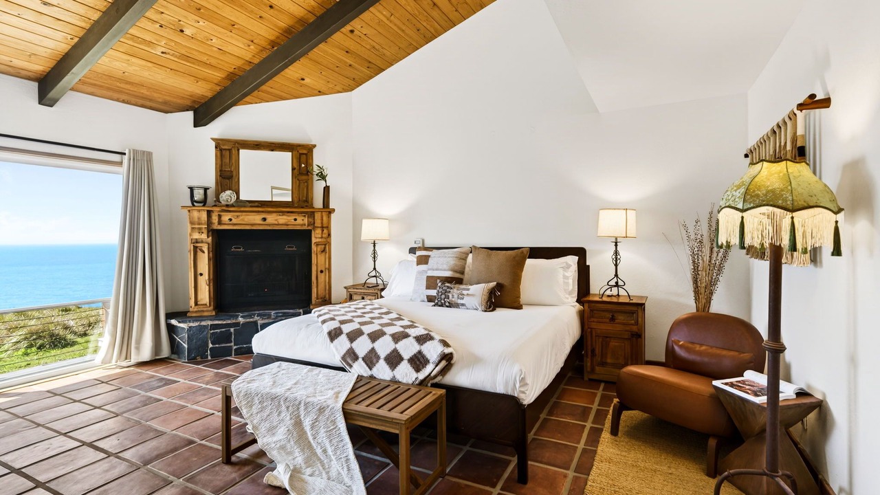 Photo of Bedroom in Gualala