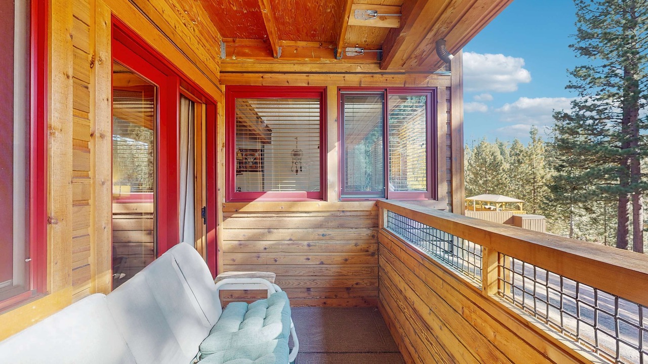 Photo of Patio Balcony in Tahoe Woods