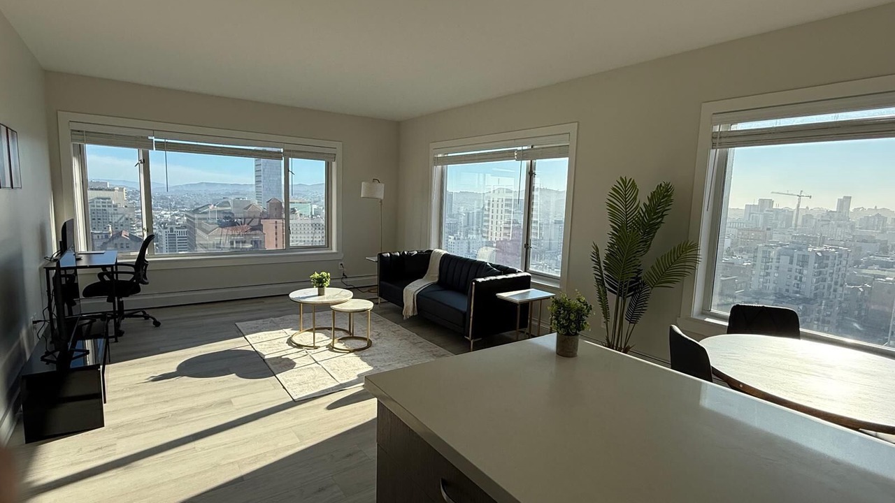Photo of Livingroom in Nob Hill