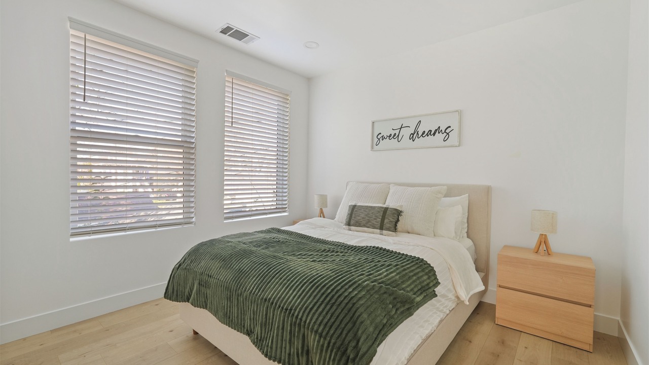 Photo of Bedroom in Downtown Sacramento