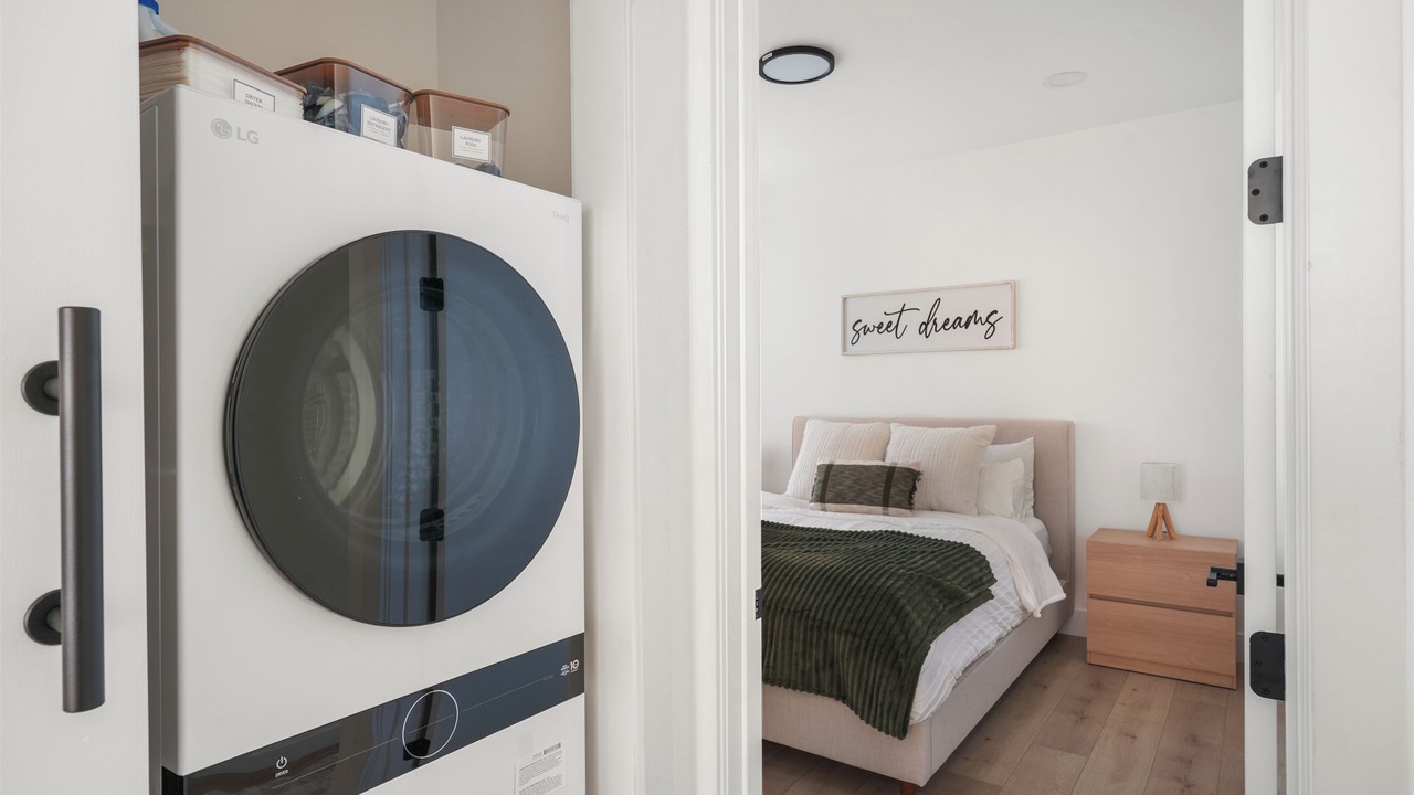 Photo of Bedroom in Downtown Sacramento