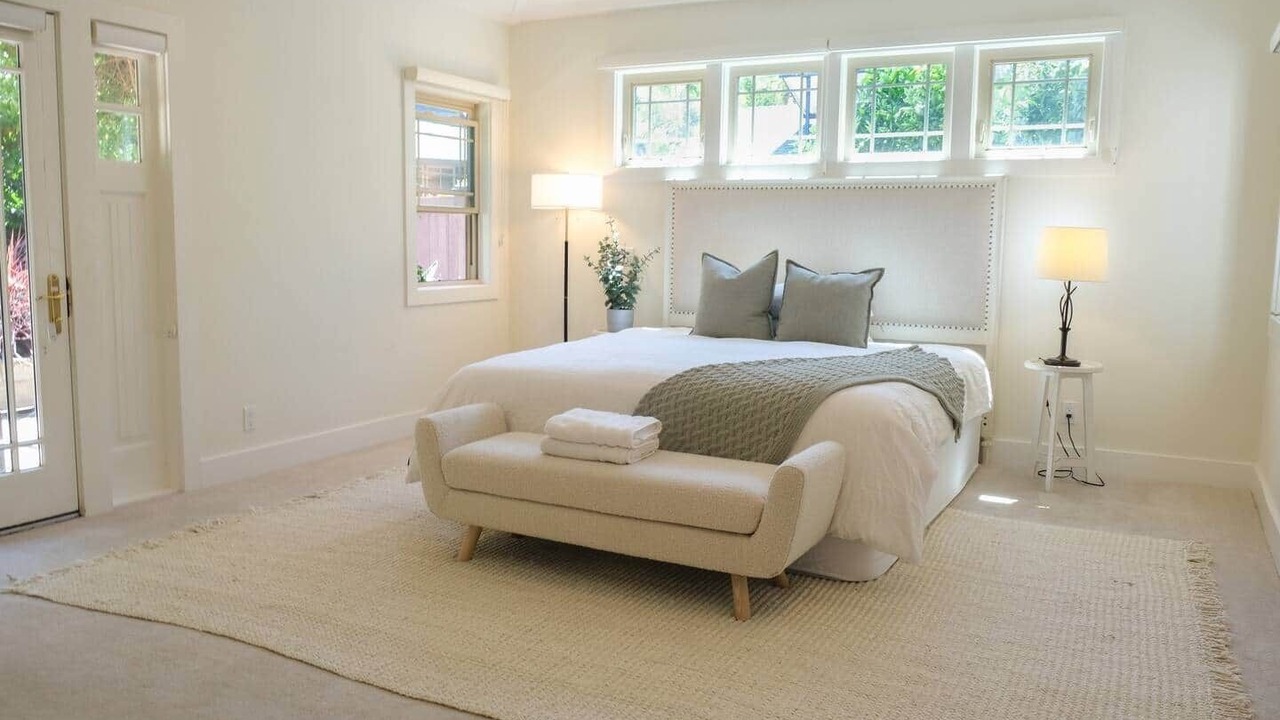 Photo of Bedroom in University South