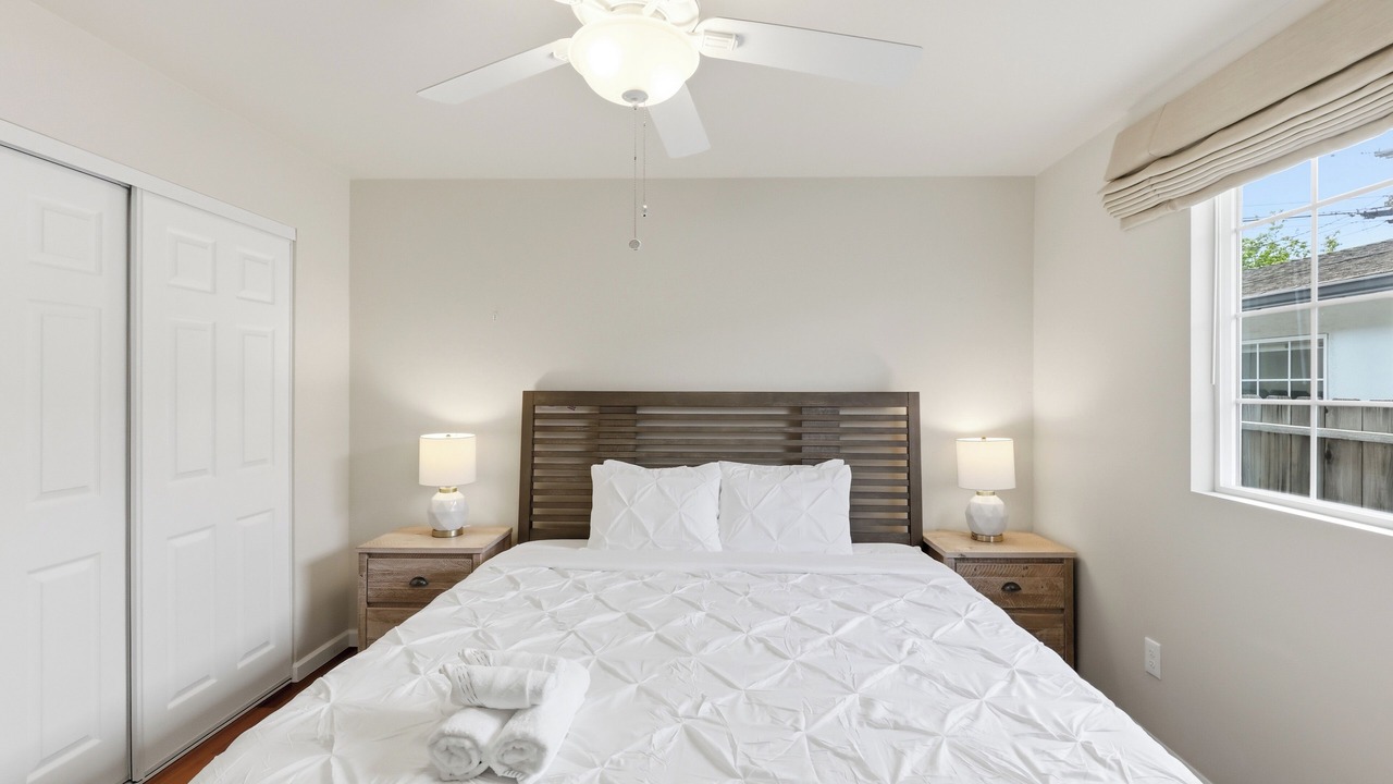 Photo of Bedroom in North Fair Oaks