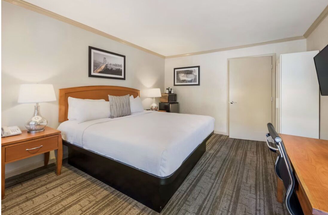 Photo of Bedroom in Mountain View