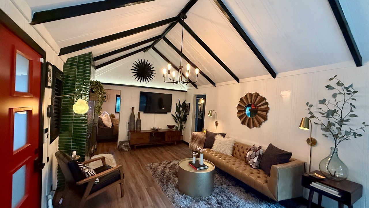 Photo of Livingroom in Guerneville