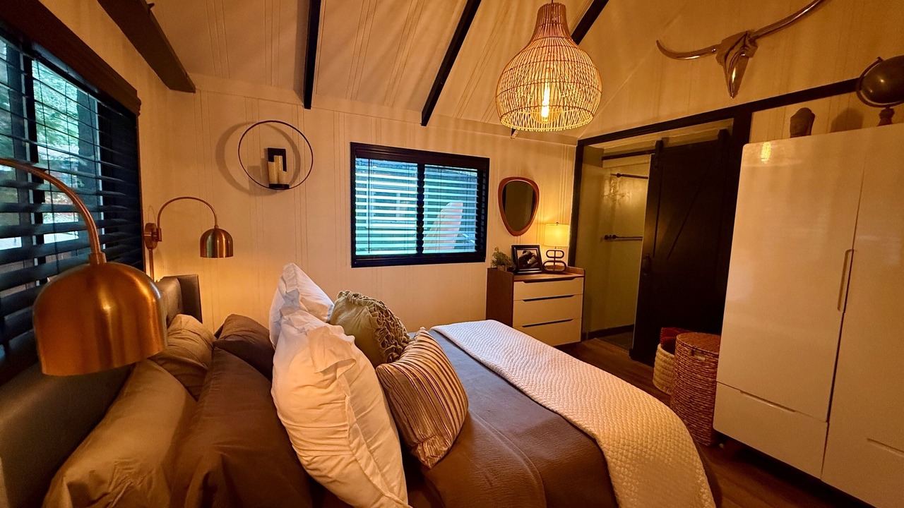 Photo of Bedroom in Guerneville