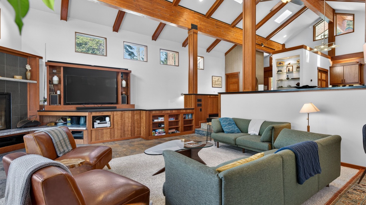 Photo of Livingroom in Brockway
