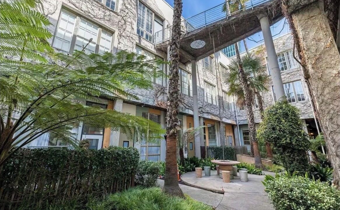 Photo of Patio Balcony in China Basin