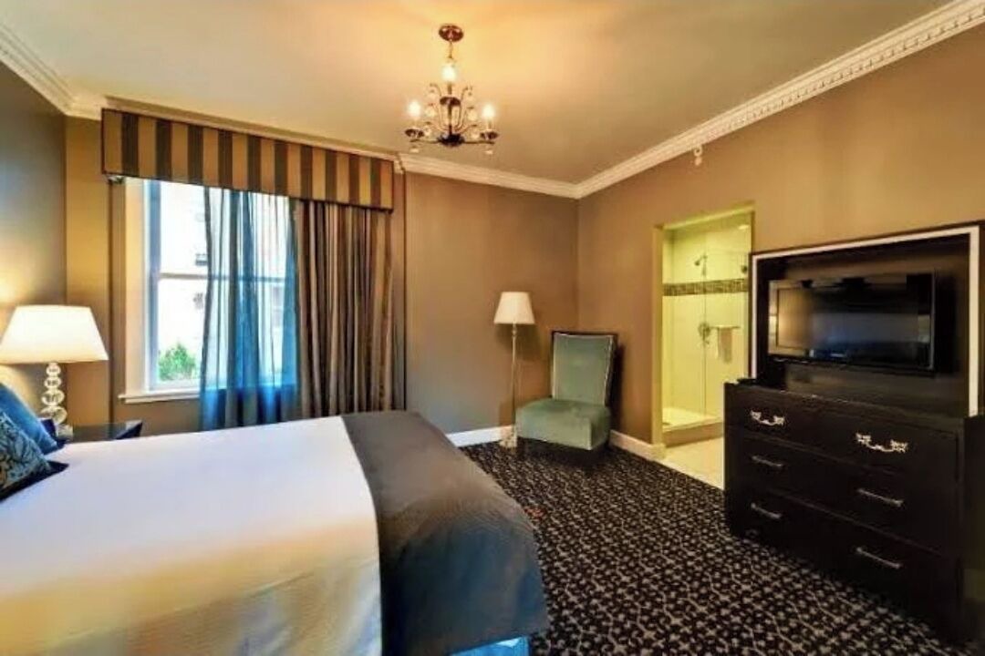Photo of Bedroom in Theater District