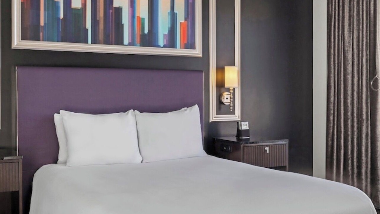 Photo of Bedroom in Theater District