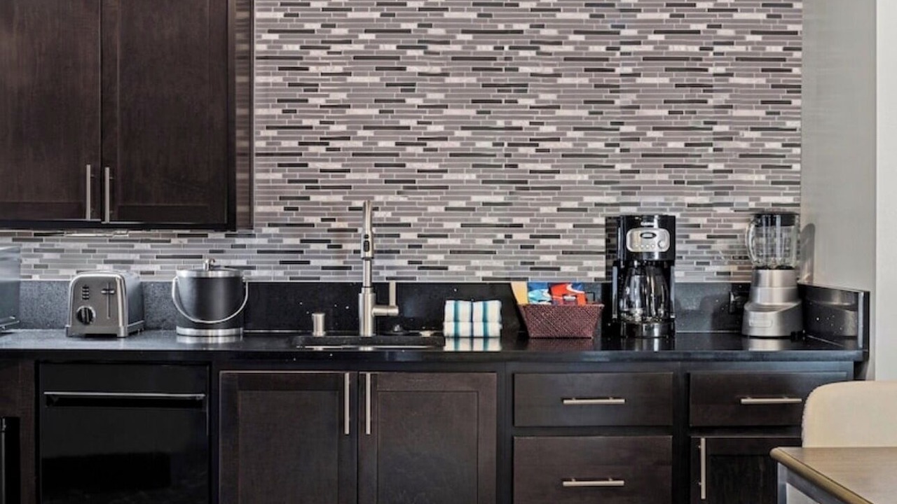 Photo of Kitchen in Theater District